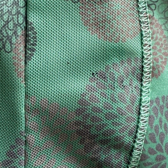 Chase 54 Athletic Green Patterned Women's Top size small - Picture 7 of 8